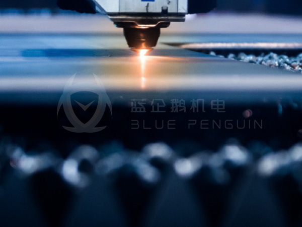 冷水机组冷媒的维护