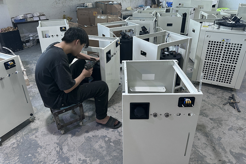 Shell assembly